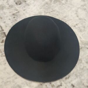 Classic Black Men's Hat